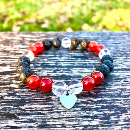 Minerální náramek lávový kámen, karneol, křišťál - LÁSKA